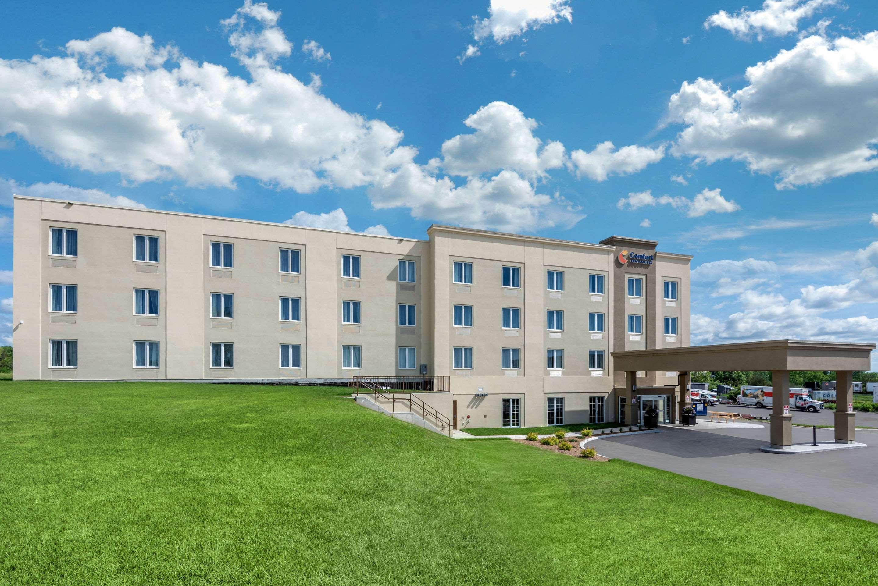 Comfort Inn & Suites Greater Napanee Eksteriør billede